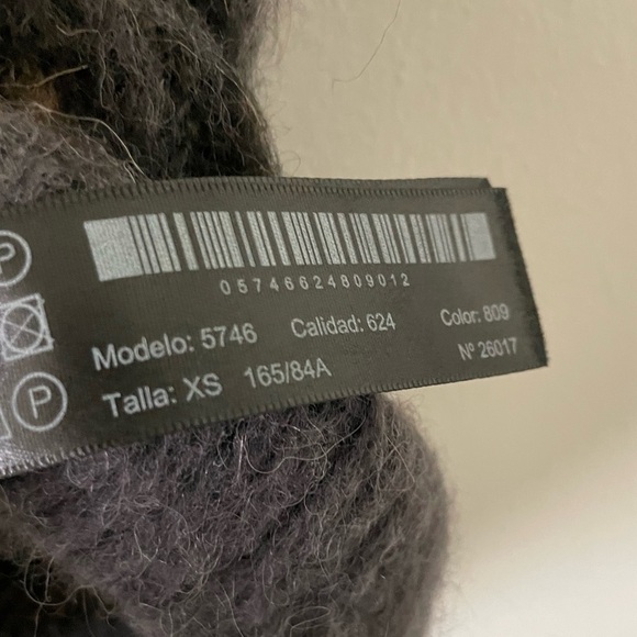 Massimo Dutti Italy Alpaca Wool Blend Animal Print Sweater XS Sleeveless $298 - Picture 8 of 10